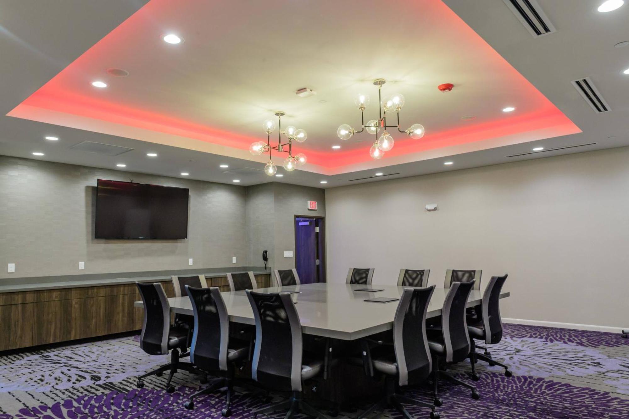 Courtyard By Marriott Лейк Джаксън Екстериор снимка