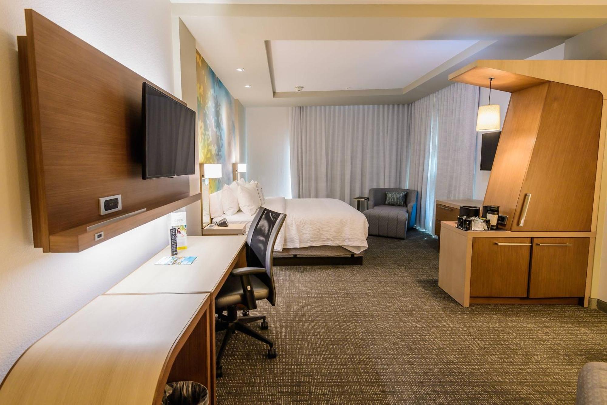 Courtyard By Marriott Лейк Джаксън Екстериор снимка