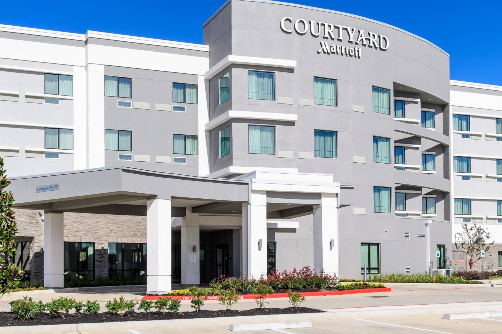 Courtyard By Marriott Лейк Джаксън Екстериор снимка